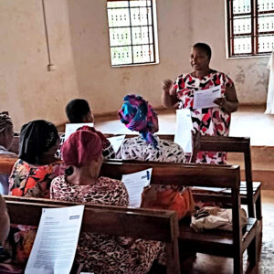 Salome Foundation teaches women and mothers how to become economically independent by starting their own businesses.