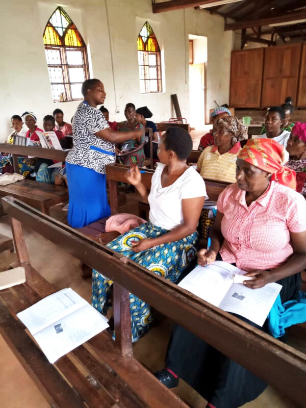 Salome Foundation teaches marginalized widows and mothers how to become economically independent by starting their own businesses.